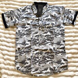 Triumph Tragedy Boys Camo Button Up Shirt Size 10/12 New with Tags